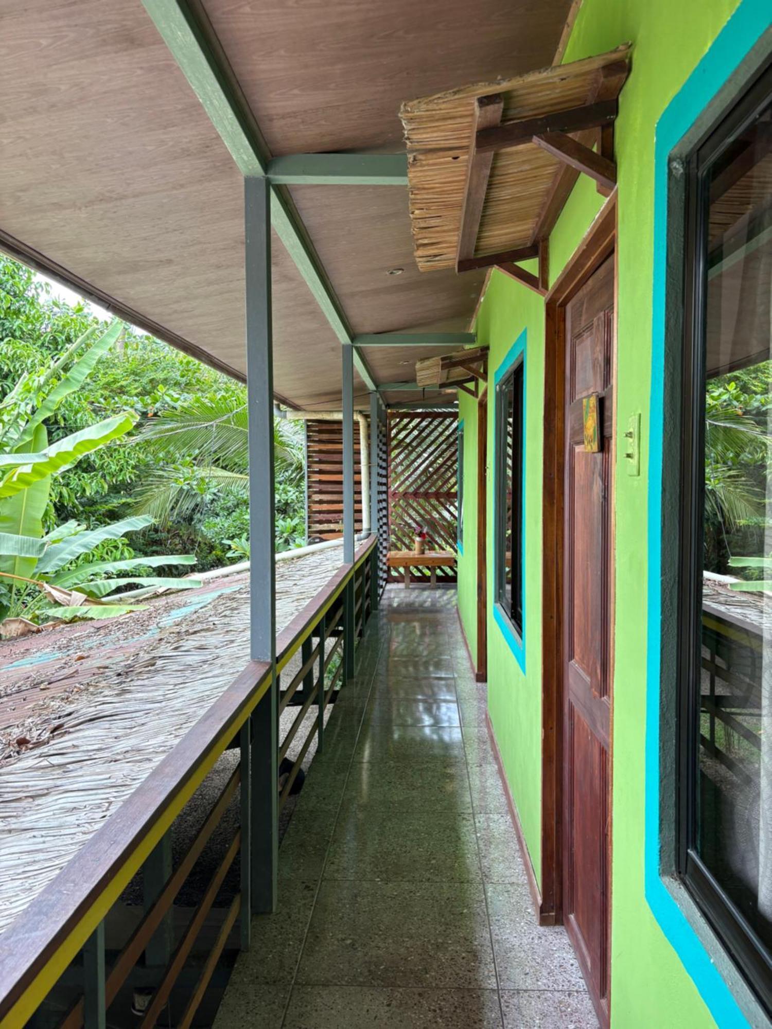 Hotel Orgánico Punta Riel Cahuita Esterno foto